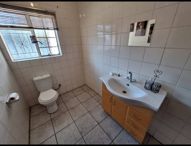 6 BEDROOM HOUSE FOR SALE IN VANDERBIJLPARK CW 1
